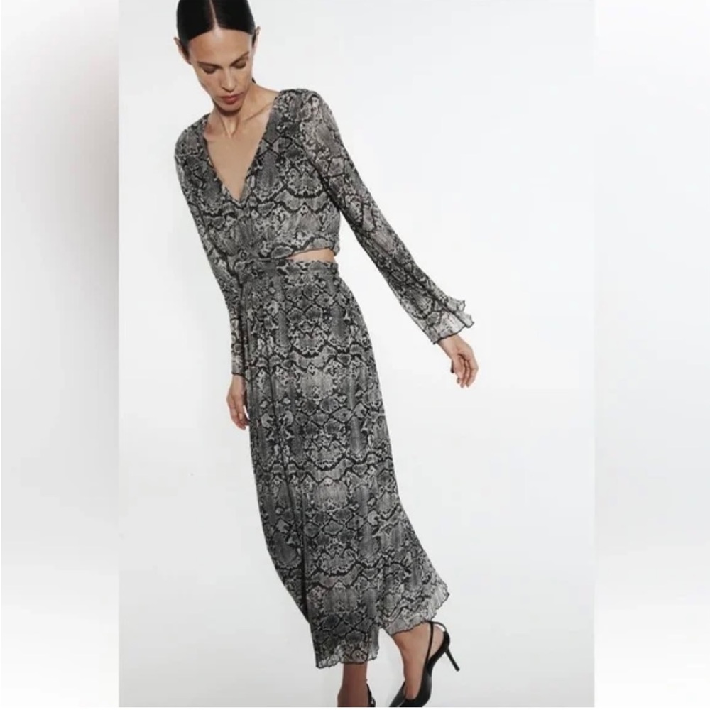 Zara NWT Cut Out Snakeskin Print Dress Size S